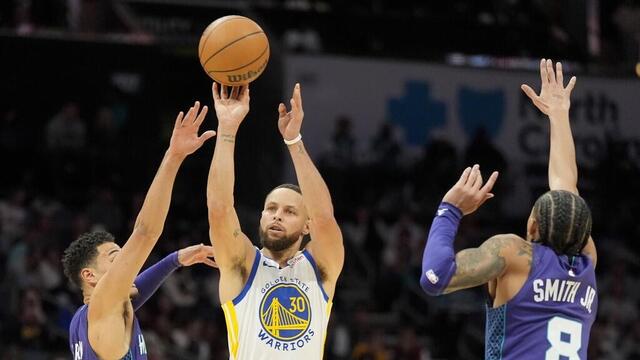 Golden State Warriors guard Stephen Curry 
