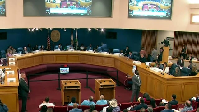miami-dade-commission.jpg 