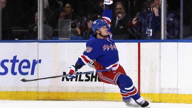 rangers-predators-artemi-panarin.jpg 