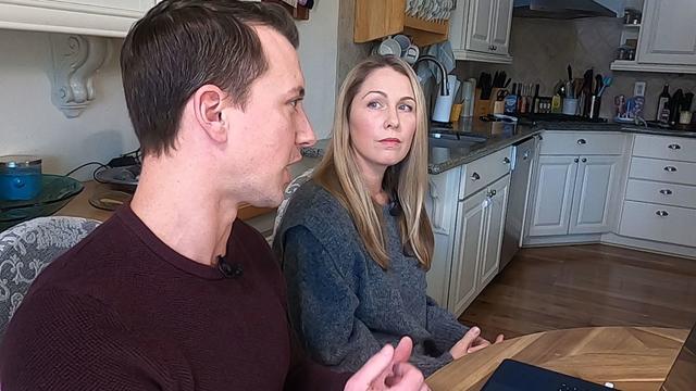 side-aaron-and-denise.jpg 